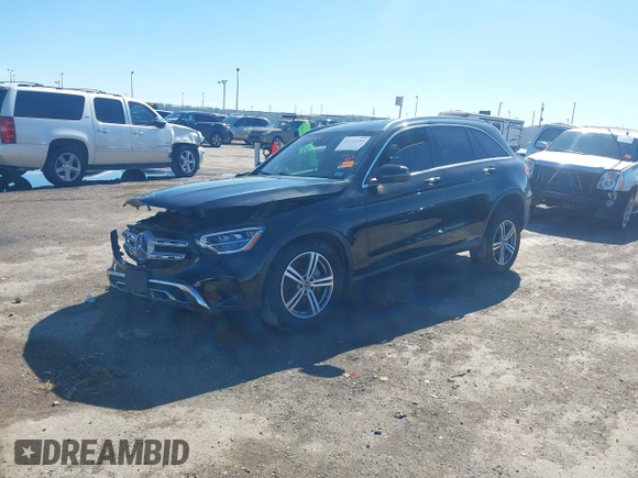 2022 Mercedes-Benz GLC with VIN W1N0G8DBXNV360675, listed as a IAAI auction lot 41652144 with 37,235 mi miles. Bid and sale history available at carsss.com. Image 2.