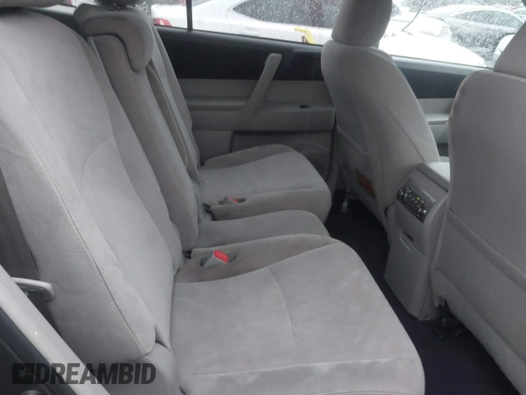 2013 Toyota Highlander with VIN 5TDZA3EHXDS032848, listed as a IAAI auction lot 41757071 with 143,774 mi miles and . Bid and sale history available at DreamBid. Image 8.