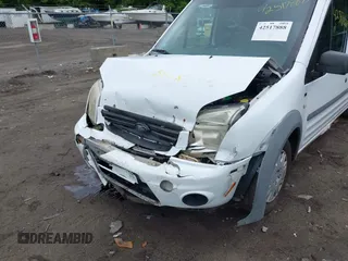 2010 Ford Transit Connect XLT z VIN NM0LS6BN5AT014797, wystawiony jako IAAI lot #42517888 z przebiegiem 163 264 mil mil oraz . Historia ofert i sprzedaży dostępna na DreamBid. Obrazek 6.