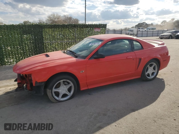 2000 Ford Mustang GT with VIN 1FAFP42X2YF313976, listed as a Copart auction lot 46873555 with 104,218 mi miles and Non Repairable. Bid and sale history available at carsss.com. Image 1.