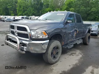 2017 Ram 2500 Tradesman z VIN 3C6UR5CL5HG780277, wystawiony jako Copart lot #59278925 z przebiegiem 72 394 mil mil oraz Szkoda całkowita • Salvage title. Historia ofert i sprzedaży dostępna na DreamBid. Obrazek 1.