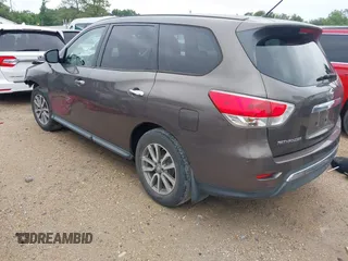 2015 Nissan Pathfinder SV with VIN 5N1AR2MN0FC622662, listed as a IAAI auction lot 39660676 with 171,421 mi miles. Bid and sale history available at carsss.com. Image 3.
