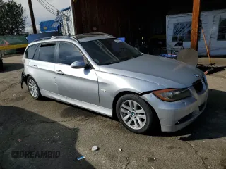 2007 BMW 3 Series 328xi z VIN WBAVT73557FZ35290, wystawiony jako Copart lot #48251955 z przebiegiem 287 728 mil mil oraz Szkoda całkowita • Salvage title. Historia ofert i sprzedaży dostępna na DreamBid. Obrazek 4.