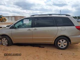 2005 Toyota Sienna CE with VIN 5TDZA23C25S256778, listed as a IAAI auction lot 41834055 with 118,360 mi miles. Bid and sale history available at carsss.com. Image 15.