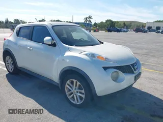 2013 Nissan Juke SV with VIN JN8AF5MV4DT215041, listed as a IAAI auction lot 41863707 with 88,331 mi miles. Bid and sale history available at carsss.com. Image 1.