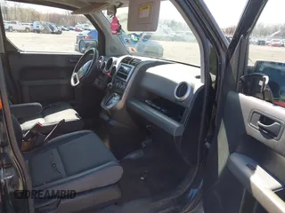 2003 Honda Element EX with VIN 5J6YH28513L034100, listed as a IAAI auction lot 41895081 with 235,350 mi miles and . Bid and sale history available at DreamBid. Image 5.