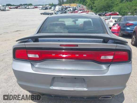 2013 Dodge Charger SE z VIN 2C3CDXBG1DH609530, wystawiony jako IAAI lot #42151140 z przebiegiem 173 210 mil mil oraz . Historia ofert i sprzedaży dostępna na DreamBid. Obrazek 16.