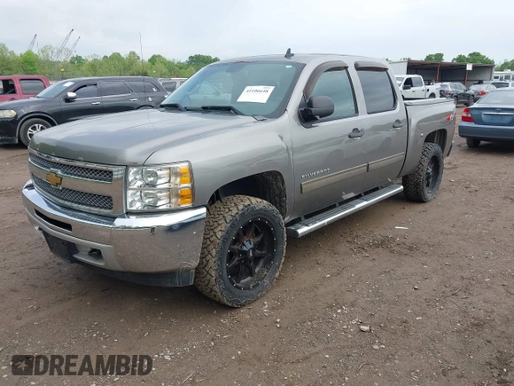2013 Chevrolet Silverado 1500 LT with VIN 3GCPKSE78DG246175, listed as a IAAI auction lot 42106648 with 161,940 mi miles. Bid and sale history available at carsss.com. Image 17.