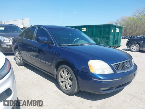 2005 Ford Five Hundred SEL with VIN 1FAFP24125G155321, listed as a IAAI auction lot 41934148 with 268,741 mi miles. Bid and sale history available at carsss.com. Image 1.