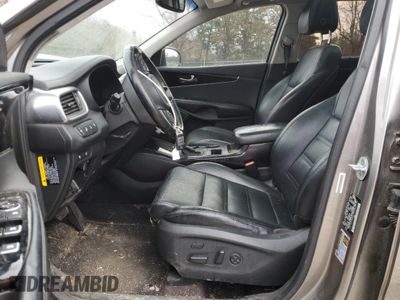 2016 Kia Sorento SX with VIN 5XYPKDA59GG008256, listed as a Copart auction lot 48056665 with 216,055 mi miles and Salvage Title. Bid and sale history available at carsss.com. Image 7.