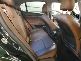 2020 Alfa Romeo Stelvio Ti z VIN ZASPAKBN5L7C92294, wystawiony jako Copart lot #85327554 z przebiegiem 30 633 mil mil oraz Szkoda całkowita • Salvage title. Historia ofert i sprzedaży dostępna na DreamBid. Obrazek 10.