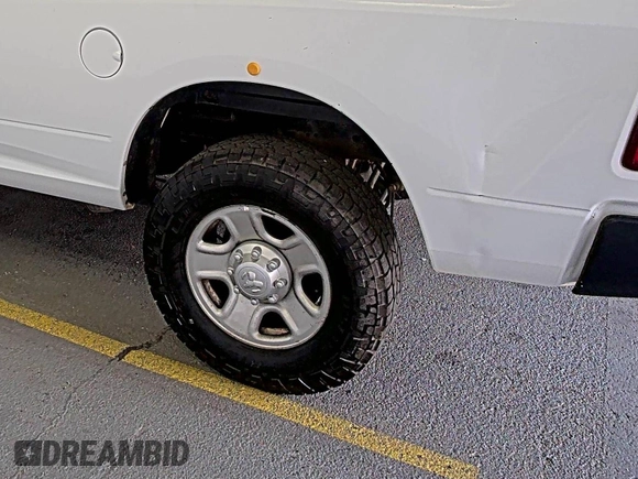 2018 Ram 2500 Tradesman с VIN 3C6UR4HJ8JG274627, выставлен на аукционе IAAI как лот 42575840 с пробегом 152 686 миль миль и . История ставок и продаж доступна на DreamBid. Изображение 21.