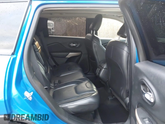 2018 Jeep Cherokee Limited with VIN 1C4PJMDXXJD515558, listed as a IAAI auction lot 40772264 with 171,347 mi miles. Bid and sale history available at carsss.com. Image 8.