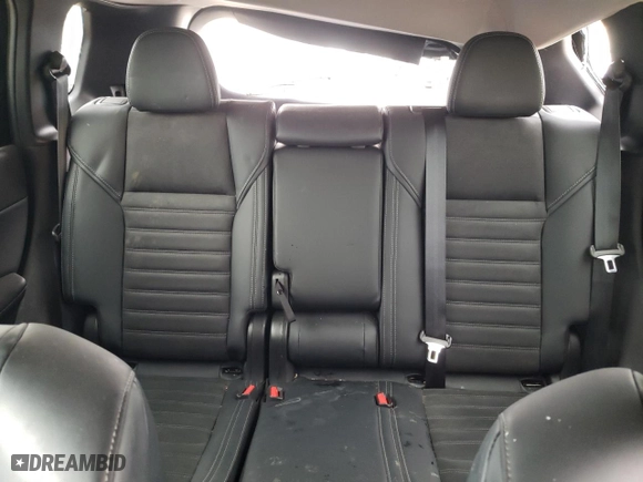 2024 Mitsubishi Outlander SE with VIN JA4J4VA89RZ013827, listed as a Copart auction lot 46090005 with 17,693 mi miles and Salvage Title. Bid and sale history available at carsss.com. Image 10.