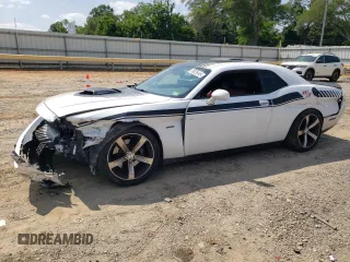 2015 Dodge Challenger R/T Plus Shaker with VIN 2C3CDZBT5FH804428, listed as a Copart auction lot 59528445 with 75,490 mi miles and Salvage title. Bid and sale history available at DreamBid. Image 1.