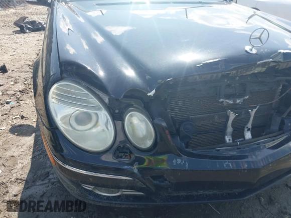 2008 Mercedes-Benz E Luxury 3.5L with VIN WDBUF56X58B275024, listed as a IAAI auction lot 41918611 with 149,256 mi miles. Bid and sale history available at carsss.com. Image 6.