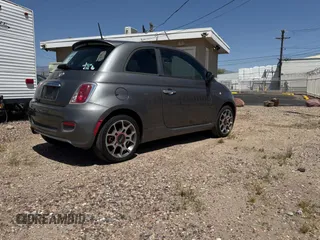 2013 FIAT 500 Sport z VIN 3C3CFFBR9DT512430, wystawiony jako Copart lot #57336505 z przebiegiem 140 150 mil mil oraz Tytuł czysty. Historia ofert i sprzedaży dostępna na DreamBid. Obrazek 4.