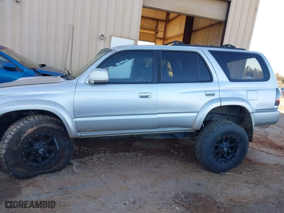 2001 Toyota 4Runner SR5 with VIN JT3HN86R210348400, listed as a IAAI auction lot 41252523 with 278,938 mi miles. Bid and sale history available at carsss.com. Image 15.