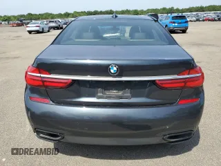 2019 BMW 7 Series 740i xDrive z VIN WBA7E4C56KGV71028, wystawiony jako Copart lot #76860474 z przebiegiem 66 657 mil mil oraz Nie do naprawy • Non repairable. Historia ofert i sprzedaży dostępna na DreamBid. Obrazek 6.