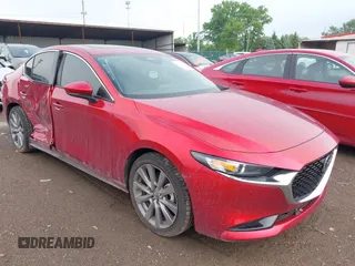 2024 Mazda 3 S Preferred z VIN 3MZBPACMXRM411227, wystawiony jako IAAI lot #42285473 z przebiegiem 10 258 mil mil oraz . Historia ofert i sprzedaży dostępna na DreamBid. Obrazek 1.
