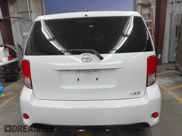 2014 Scion xB with VIN JTLZE4FE1EJ060281, listed as a IAAI auction lot 41477386 with 61,423 mi miles. Bid and sale history available at carsss.com. Image 16.