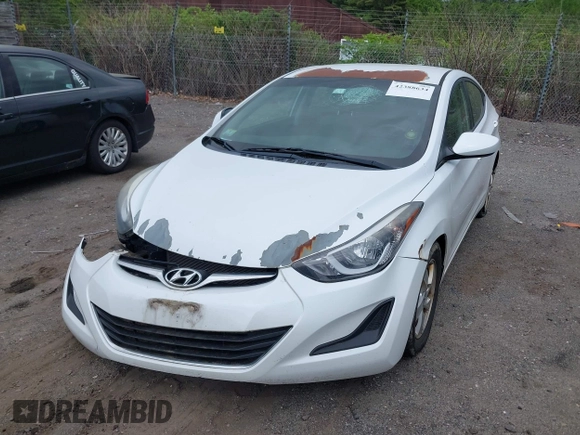 2015 Hyundai Elantra SE z VIN 5NPDH4AE2FH592038, wystawiony jako IAAI lot #42388634 z przebiegiem 188 945 mil mil oraz . Historia ofert i sprzedaży dostępna na DreamBid. Obrazek 2.