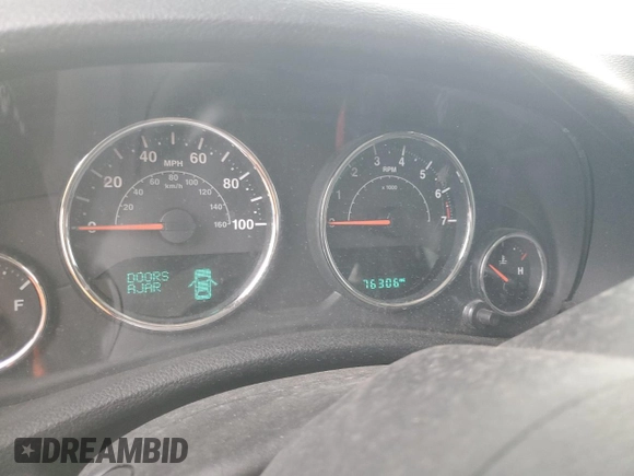 2018 Jeep Wrangler JK Unlimited Sahara with VIN 1C4HJWEG5JL849470, listed as a Copart auction lot 70423704 with 76,306 mi miles and Clean Title. Bid and sale history available at carsss.com. Image 9.