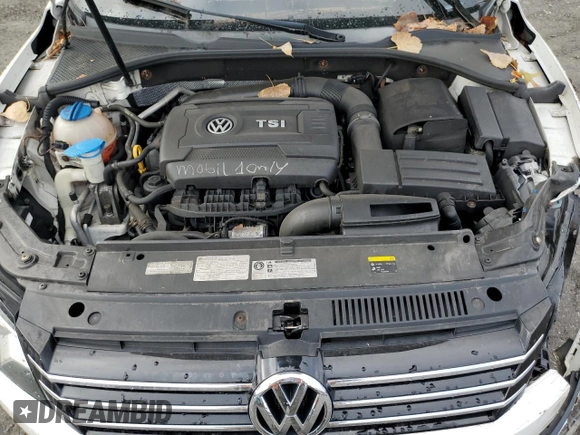 2015 Volkswagen Passat Sport z VIN 1VWBT7A35FC026650, wystawiony jako Copart lot #79938174 z przebiegiem 109 921 mil mil oraz Szkoda całkowita • Salvage title. Historia ofert i sprzedaży dostępna na DreamBid. Obrazek 12.