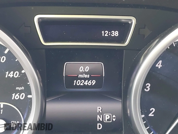 2014 Mercedes-Benz GL-Class GL 550 with VIN 4JGDF7DE2EA313661, listed as a IAAI auction lot 41214931 with 102,469 mi miles. Bid and sale history available at carsss.com. Image 15.