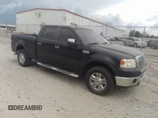 2007 Ford F-150 XLT with VIN 1FTPW14507FB71637, listed as a IAAI auction lot 42080446 with 224,256 mi miles. Bid and sale history available at carsss.com. Image 1.