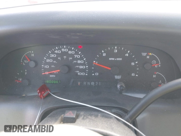 2004 Ford F-250 XL z VIN 1FTNX21L84EA11231, wystawiony jako IAAI lot #41527029 z przebiegiem 180 000 mil mil oraz . Historia ofert i sprzedaży dostępna na DreamBid. Obrazek 7.