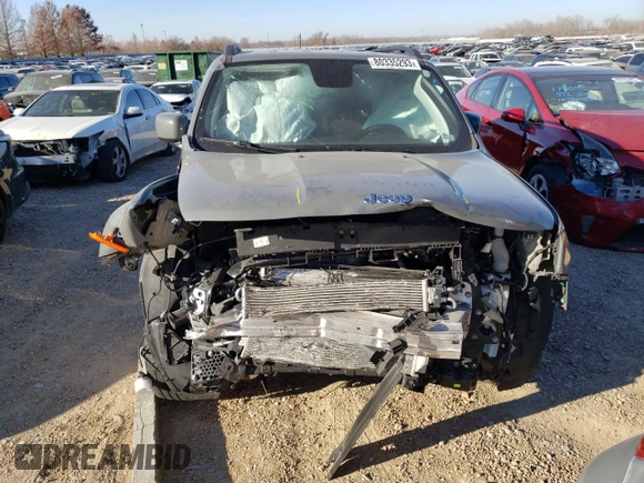 2020 Jeep Renegade Latitude with VIN ZACNJABB2LPL33819, listed as a Copart auction lot 80335293 with Not Provided miles and Salvage Title. Bid and sale history available at DreamBid. Image 5.