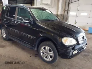 2005 Mercedes-Benz M 350 with VIN 4JGAB57E15A541164, listed as a IAAI auction lot 42179617 with 206,517 mi miles and . Bid and sale history available at DreamBid. Image 1.