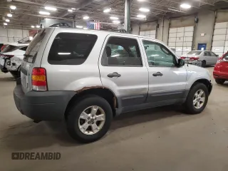 2007 Ford Escape XLT with VIN 1FMYU93177KA14990, listed as a Copart auction lot 77816054 with 202,901 mi miles and Clean Title. Bid and sale history available at carsss.com. Image 3.