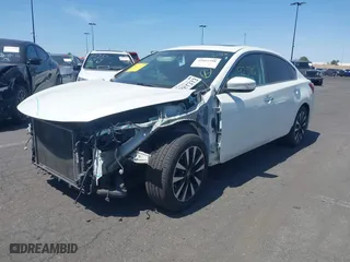 2018 Nissan Altima 2.5 SV with VIN 1N4AL3AP4JC186544, listed as a IAAI auction lot 41892390 with 113,384 mi miles. Bid and sale history available at carsss.com. Image 2.