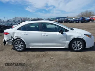 2024 Toyota Corolla LE with VIN 5YFB4MDE8RP117452, listed as a IAAI auction lot 41899377 with 38,940 mi miles and . Bid and sale history available at carsss.com. Image 13.