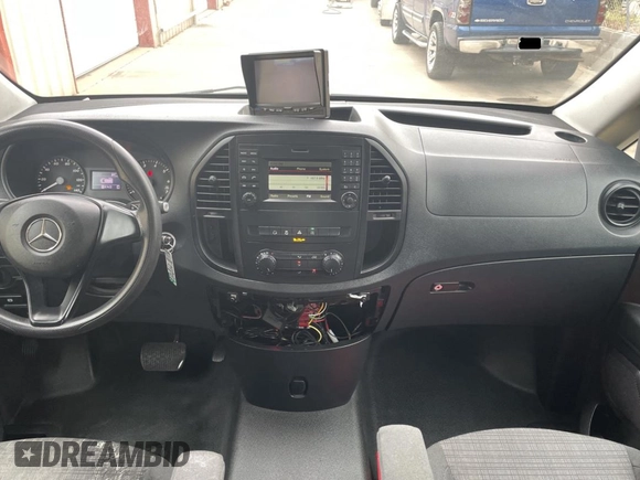 2019 Mercedes-Benz Metris Cargo z VIN WD3PG2EA4K3603939, wystawiony jako Copart lot #78860194 z przebiegiem 120 180 mil mil oraz Tytuł czysty. Historia ofert i sprzedaży dostępna na DreamBid. Obrazek 9.