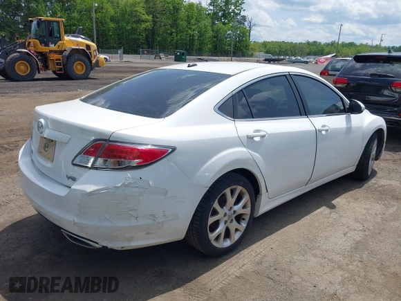 2011 Mazda 6 S Touring Plus with VIN 1YVHZ8CB5B5M18929, listed as a IAAI auction lot 42137560 with 202,040 mi miles and . Bid and sale history available at carsss.com. Image 4.