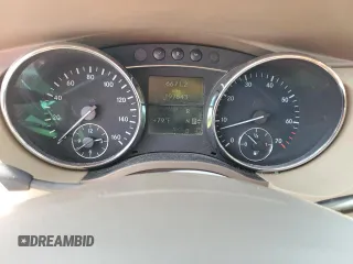 2006 Mercedes-Benz R-Class 3.5L with VIN 4JGCB65E76A027211, listed as a Copart auction lot 42973115 with 197,643 mi miles and Salvage Title. Bid and sale history available at carsss.com. Image 9.
