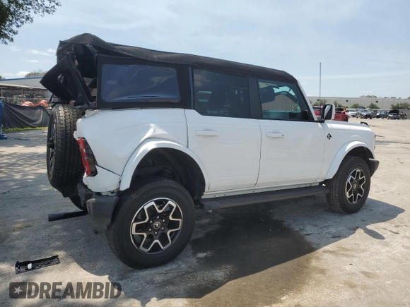 2021 Ford Bronco with VIN 1FMEE5BP2MLA94820, listed as a Copart auction lot 52015085 with 33,606 mi miles and Salvage title. Bid and sale history available at DreamBid. Image 3.