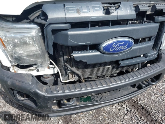 2016 Ford Super Duty F-250 SRW XLT with VIN 1FT7X2B67GEA39611, listed as a IAAI auction lot 41750797 with 33,787 mi miles. Bid and sale history available at carsss.com. Image 6.
