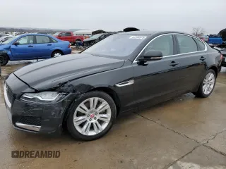 2017 Jaguar XF 35t Premium with VIN SAJBD4BV0HCY32804, listed as a Copart auction lot 44735975 with 66,040 mi miles and Salvage Title. Bid and sale history available at carsss.com. Image 1.