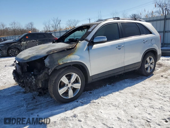 2012 Kia Sorento EX with VIN 5XYKU3A64CG224209, listed as a Copart auction lot 46078525 with 0 mi miles and Salvage Title. Bid and sale history available at carsss.com. Image 1.