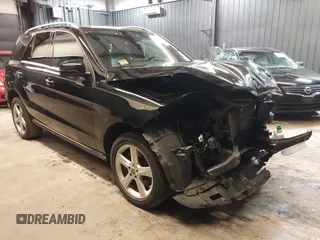 2019 Mercedes-Benz GLE 400 with VIN 4JGDA5GBXKB216718, listed as a IAAI auction lot 42531879 with 95,734 mi miles and . Bid and sale history available at DreamBid. Image 1.