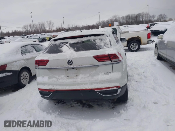 2020 Volkswagen Atlas SE with VIN 1V21E2CA8LC209865, listed as a IAAI auction lot 41245990 with 53,239 mi miles and . Bid and sale history available at DreamBid. Image 15.