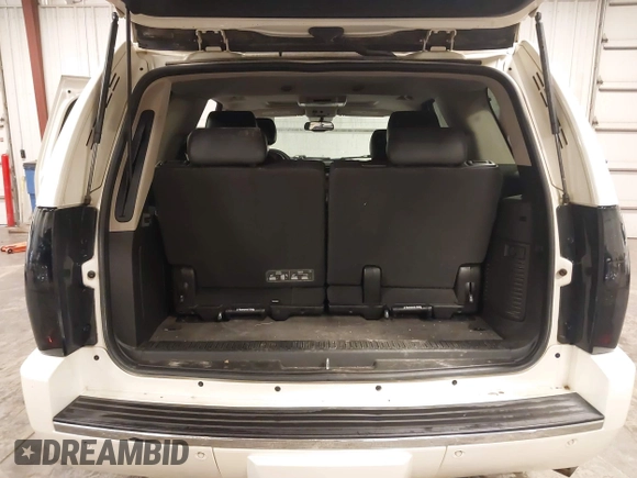 2012 Chevrolet Tahoe LTZ with VIN 1GNSKCE07CR227674, listed as a IAAI auction lot 42166732 with 204,171 mi miles and . Bid and sale history available at DreamBid. Image 17.