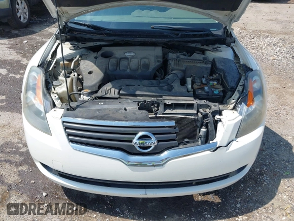 2009 Nissan Altima 2.5 S with VIN 1N4AL21E89N561120, listed as a IAAI auction lot 42020054 with 220,237 mi miles. Bid and sale history available at carsss.com. Image 10.