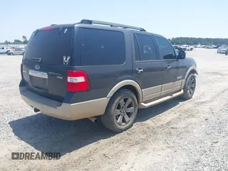 2007 Ford Expedition Eddie Bauer с VIN 1FMFU17507LA39231, выставлен на аукционе IAAI как лот 42293784 с пробегом 274 052 миль миль и . История ставок и продаж доступна на DreamBid. Изображение 4.