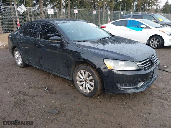 2014 Volkswagen Passat Wolfsburg Ed with VIN 1VWAT7A35EC093520, listed as a IAAI auction lot 41594539 with 139,779 mi miles. Bid and sale history available at carsss.com. Image 1.