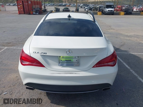 2014 Mercedes-Benz CLA 250 z VIN WDDSJ4EB0EN044118, wystawiony jako IAAI lot #42141130 z przebiegiem 76 122 mil mil oraz . Historia ofert i sprzedaży dostępna na DreamBid. Obrazek 16.